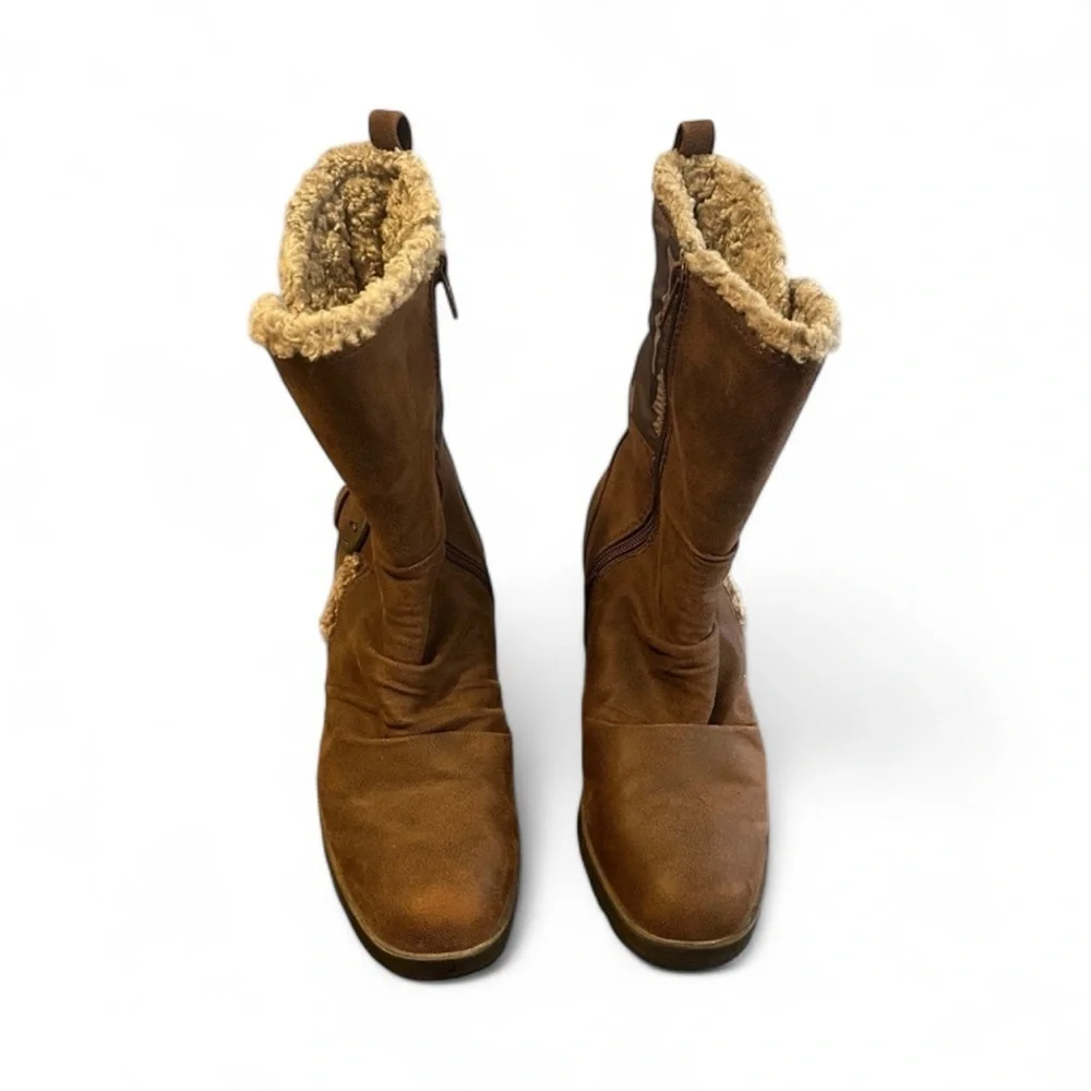 BareTraps Brown Winter Boots with Faux Fur Lining Camouflage Detailing